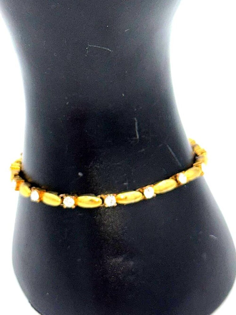 Avon Gold Tone Rhinestone Bracelet – Classic Elegant Link Style